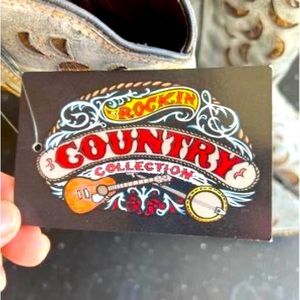 Rockin Country Collection cowboy boots. Womens size 10W. Brand new. Never worn!!